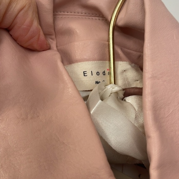 ELODIE FAUX LEATHER/ Vegan VEST/zipper/ Belt/pockets with zippers/ lined - Picture 6 of 15